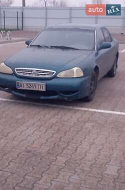 Седан Kia Clarus 1998 в Киеве