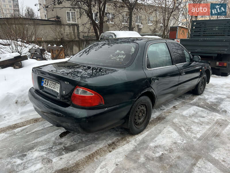 Седан Kia Clarus 1998 в Харькове