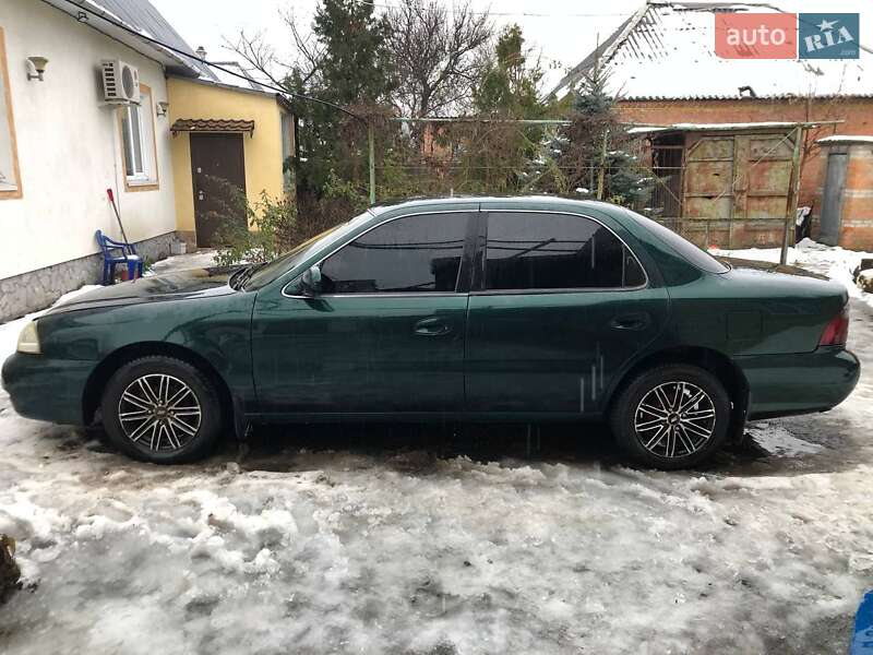 Седан Kia Clarus 1998 в Харькове