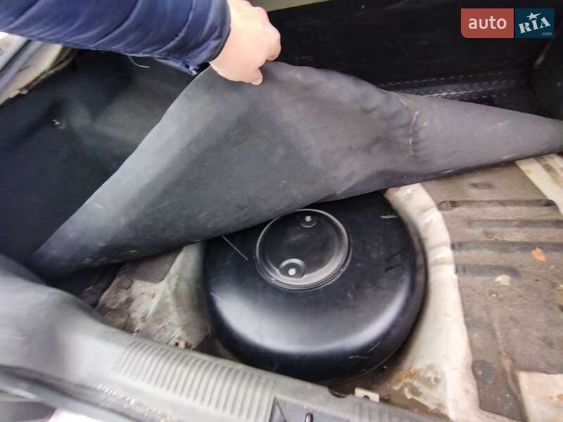 Седан Kia Clarus 1997 в Івано-Франківську