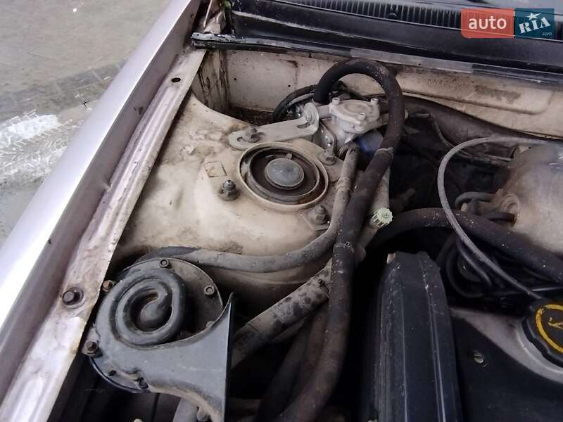 Седан Kia Clarus 1997 в Івано-Франківську