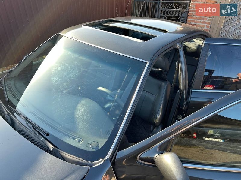 Седан Kia Clarus 1998 в Луцьку