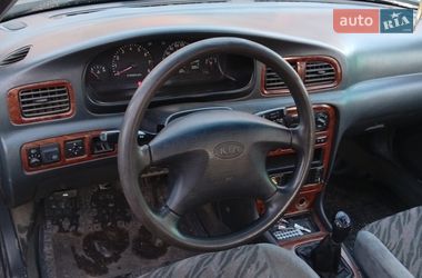 Седан Kia Clarus 1999 в Піщанці