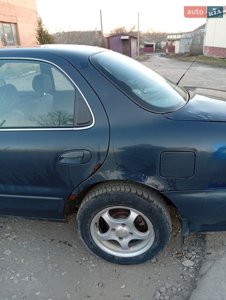 Седан Kia Clarus 1999 в Піщанці
