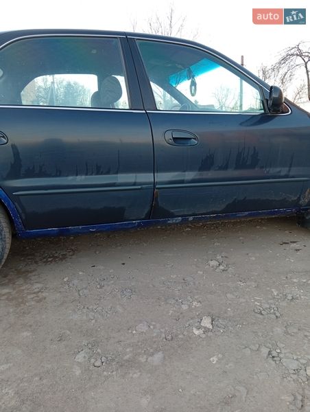 Седан Kia Clarus 1999 в Піщанці