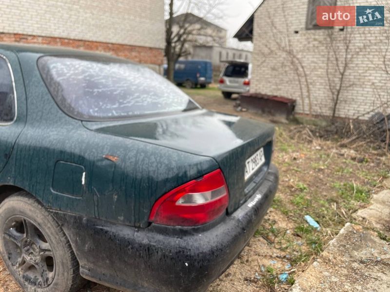 Седан Kia Clarus 1998 в Владимире