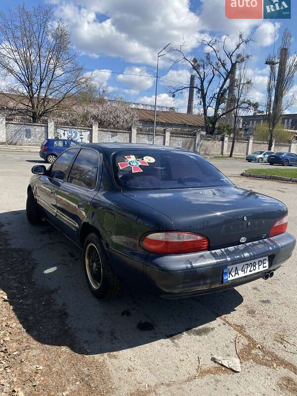 Седан Kia Clarus 1997 в Києві