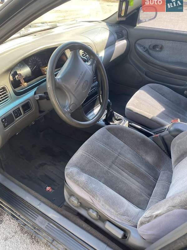 Седан Kia Clarus 1997 в Києві