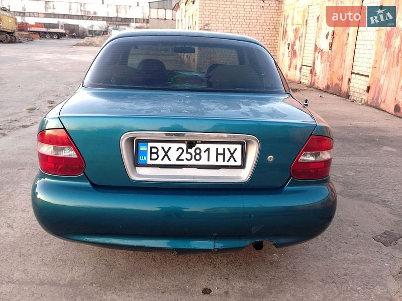 Седан Kia Clarus 1998 в Нетешине