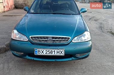 Седан Kia Clarus 1998 в Нетешине