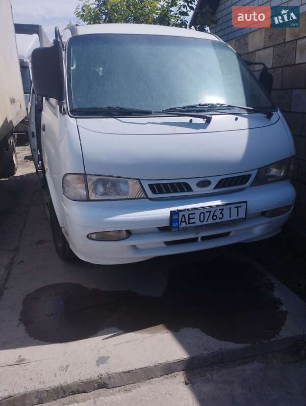 Микроавтобус Kia Cosmos 2001 в 