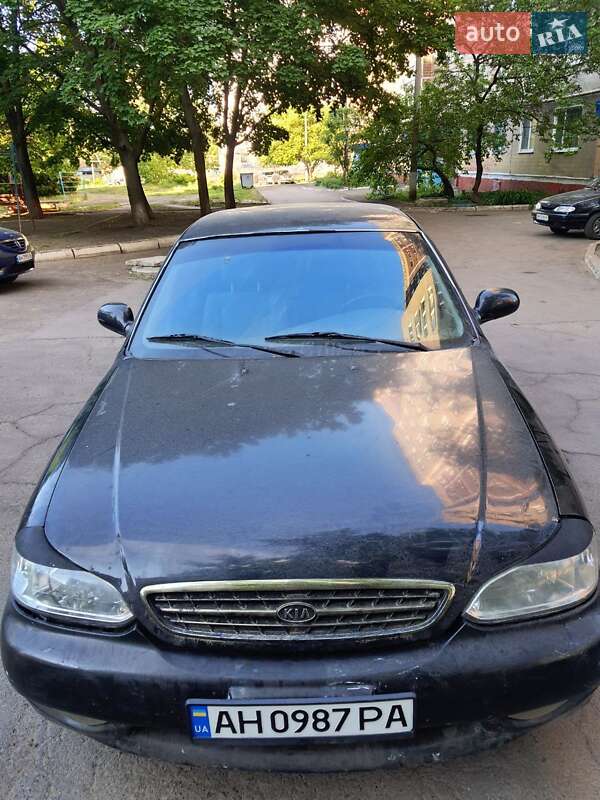 Седан Kia Credos 1998 в Краматорске