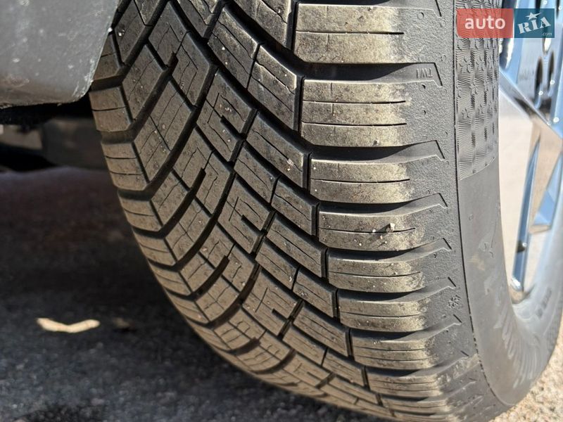 Позашляховик / Кросовер Kia EV3 2025 в Рівному