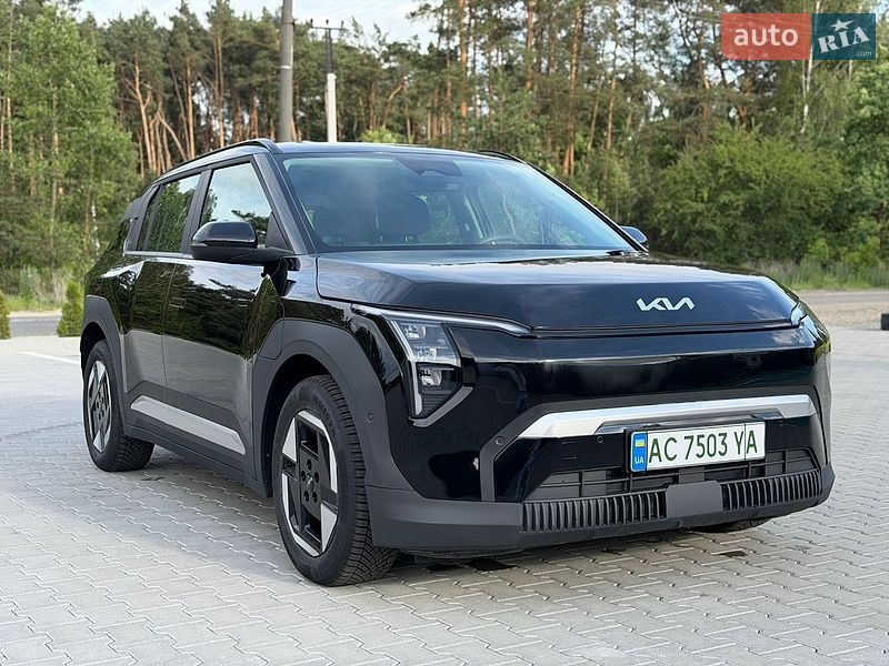 Позашляховик / Кросовер Kia EV3 2024 в Ковелі