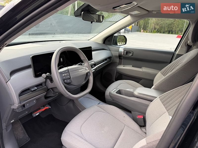 Позашляховик / Кросовер Kia EV3 2024 в Ковелі