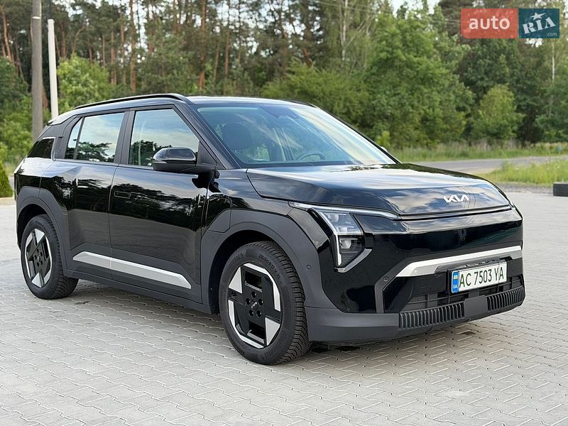 Позашляховик / Кросовер Kia EV3 2024 в Ковелі