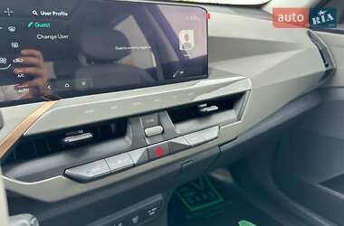Внедорожник / Кроссовер Kia EV5 2024 в 