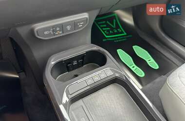 Внедорожник / Кроссовер Kia EV5 2024 в 