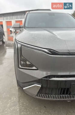 Позашляховик / Кросовер Kia EV5 2024 в 
