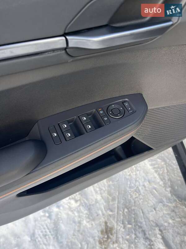 Внедорожник / Кроссовер Kia EV5 2024 в Львове