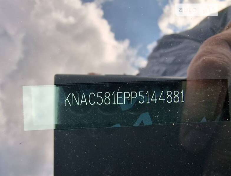 Внедорожник / Кроссовер Kia EV6 2023 в Киеве