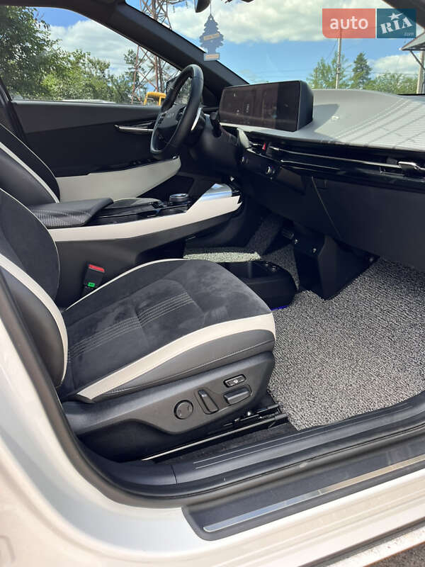 Позашляховик / Кросовер Kia EV6 2021 в Києві