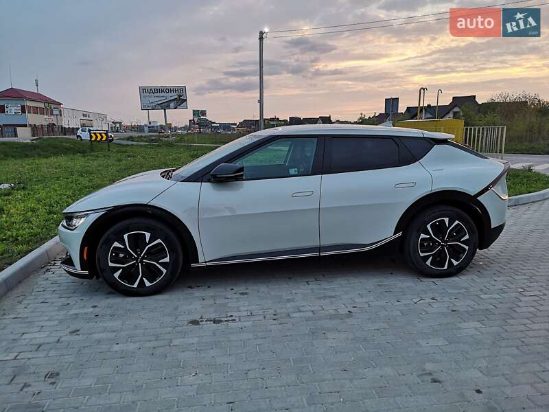 Внедорожник / Кроссовер Kia EV6 2022 в Луцке