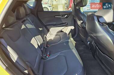 Внедорожник / Кроссовер Kia EV6 2022 в 