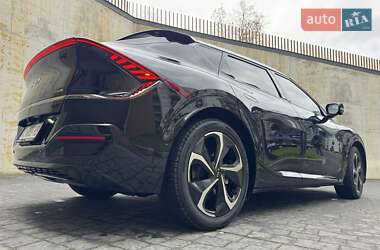 Внедорожник / Кроссовер Kia EV6 2022 в 