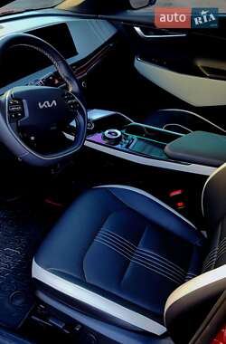 Внедорожник / Кроссовер Kia EV6 2024 в 