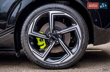 Внедорожник / Кроссовер Kia EV6 2022 в 