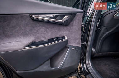 Внедорожник / Кроссовер Kia EV6 2022 в 