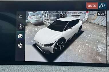 Внедорожник / Кроссовер Kia EV6 2022 в 