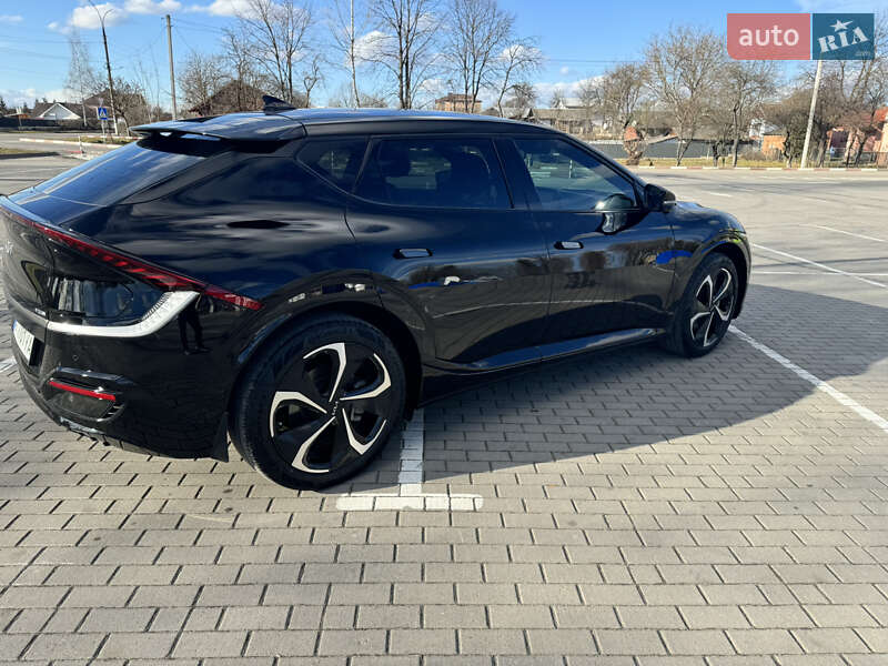 Внедорожник / Кроссовер Kia EV6 2021 в Ивано-Франковске