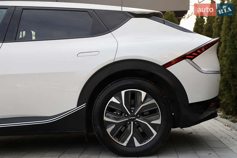 Внедорожник / Кроссовер Kia EV6 2022 в Дрогобыче