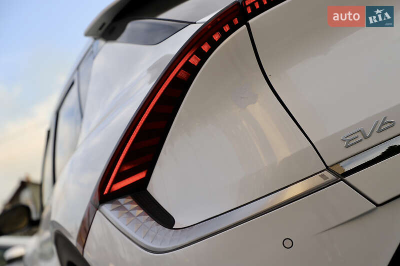 Внедорожник / Кроссовер Kia EV6 2022 в Дрогобыче