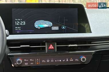 Позашляховик / Кросовер Kia EV6 2023 в 