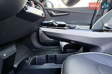 Позашляховик / Кросовер Kia EV6 2024 в 