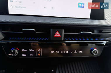 Позашляховик / Кросовер Kia EV6 2024 в 