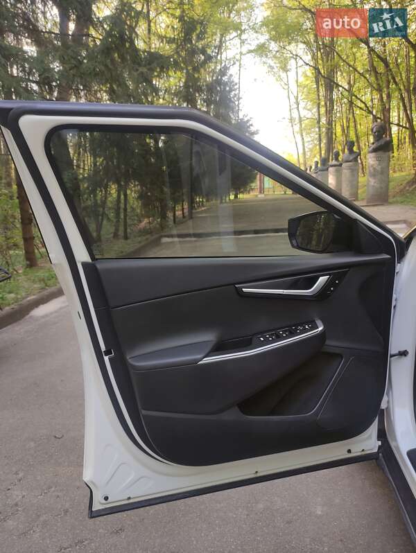Позашляховик / Кросовер Kia EV6 2023 в Путивлі