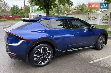 Позашляховик / Кросовер Kia EV6 2022 в 