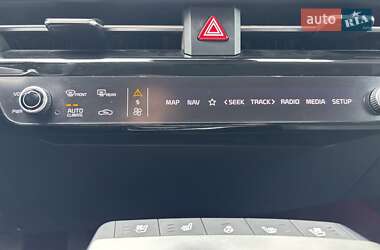 Позашляховик / Кросовер Kia EV6 2022 в 