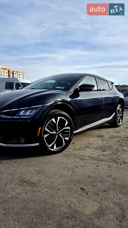 Позашляховик / Кросовер Kia EV6 2023 в 