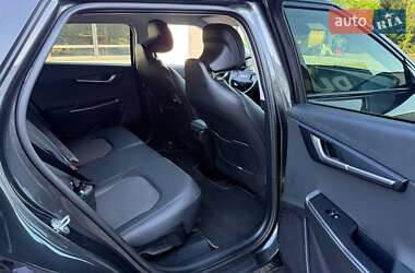 Позашляховик / Кросовер Kia EV6 2023 в 