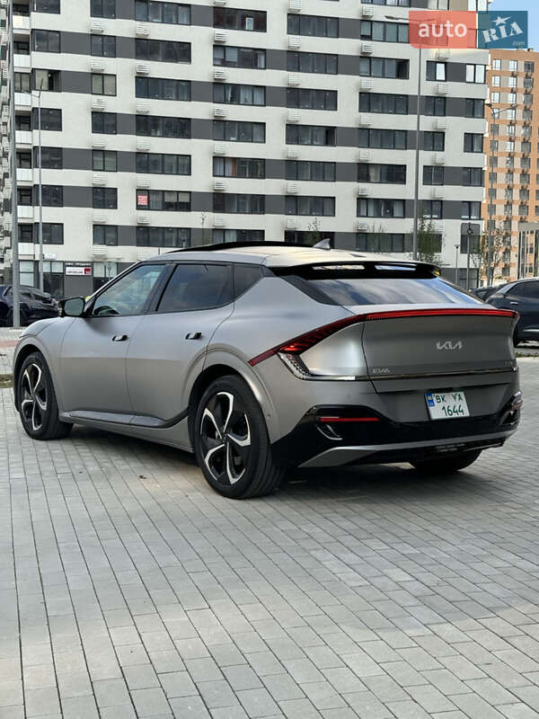 Позашляховик / Кросовер Kia EV6 2022 в Києві