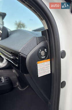 Позашляховик / Кросовер Kia EV6 2022 в 