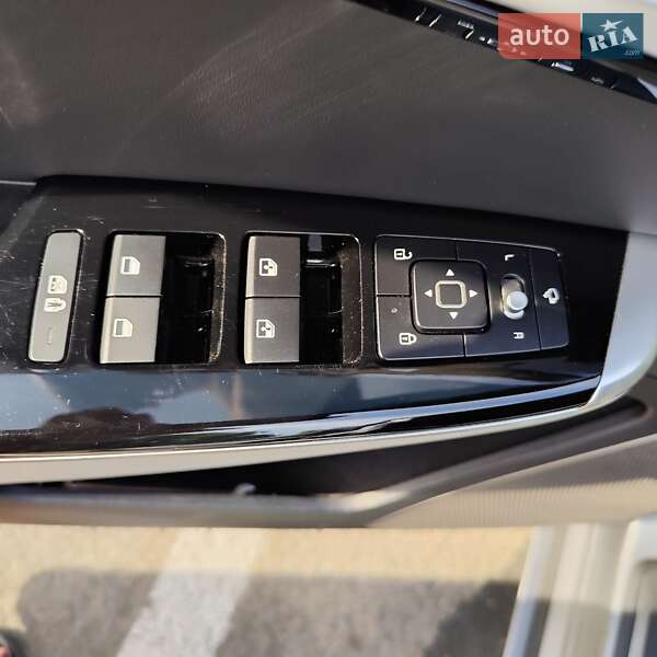 Внедорожник / Кроссовер Kia EV6 2023 в Луцке фото 13 Внедорожник / Кроссовер Kia EV6 2023 в Луцке