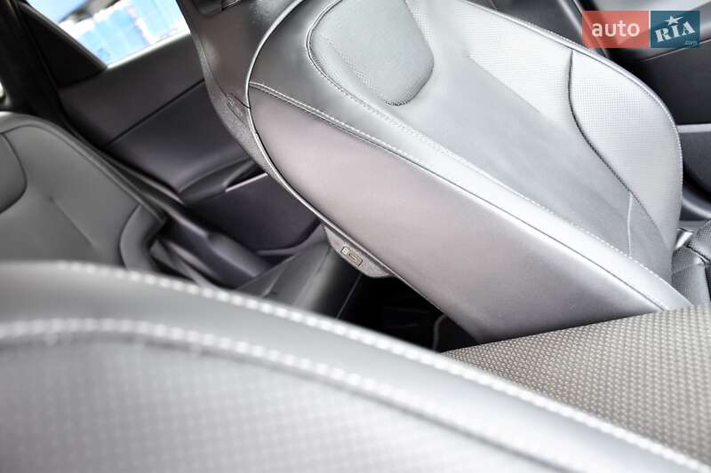 Внедорожник / Кроссовер Kia EV6 2022 в Дрогобыче