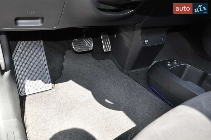 Внедорожник / Кроссовер Kia EV6 2023 в Киеве