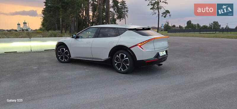 Внедорожник / Кроссовер Kia EV6 2021 в Сарнах